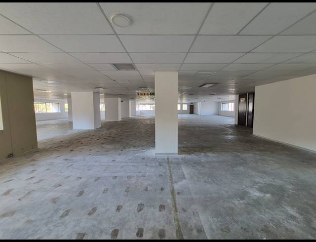 686M² OFFICE TO LET IN WOODMEAD